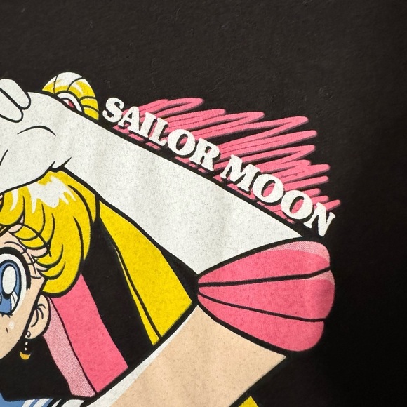 SAILOR MOON Women’s (RARE) Big Front Graphic Black Animation T-Shirt-Size MEDIUM - Picture 4 of 5